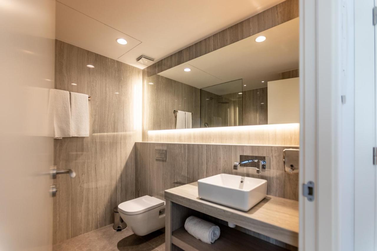 Art Apartments กาสเตย์เดเฟลส์ ภายนอก รูปภาพ